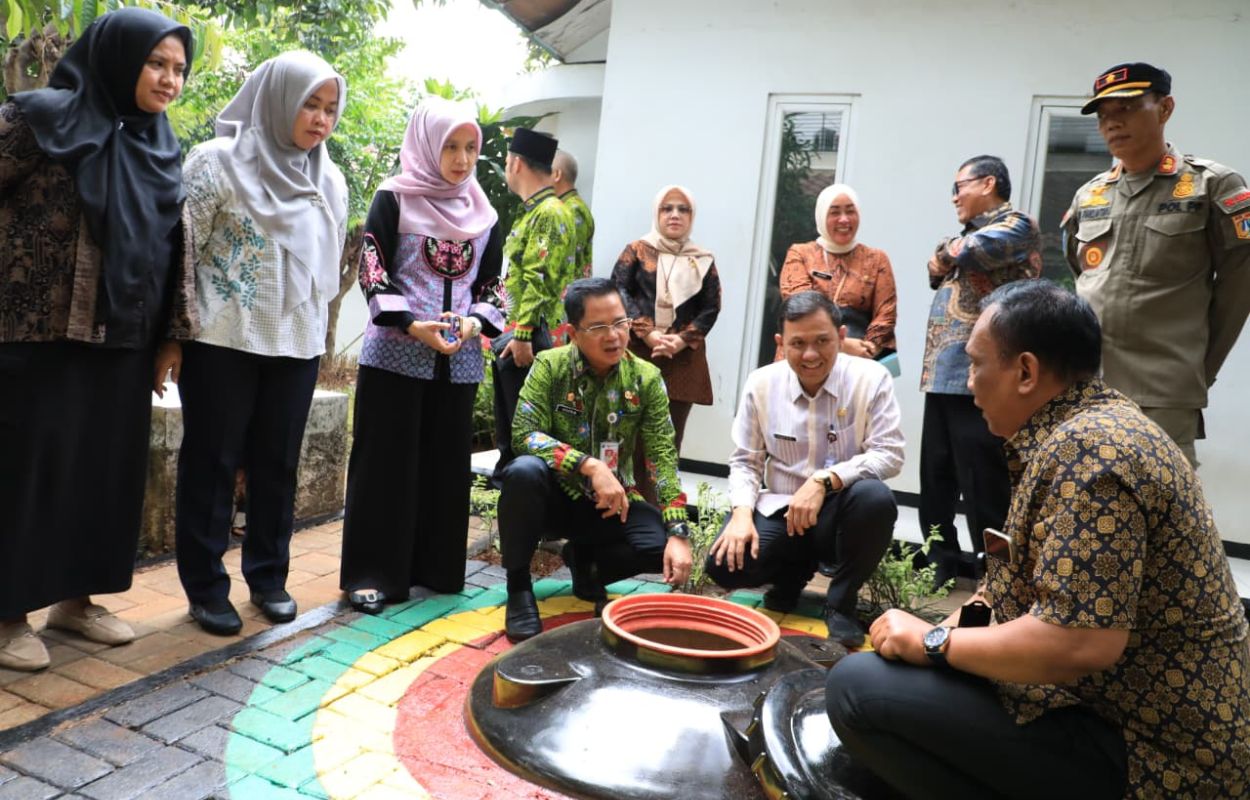 Walikota-Syafrin-Tekankan-Optimalisasi-Pengelolaan-Sampah-di-Rakorwil-Kecamatan-Pancoran