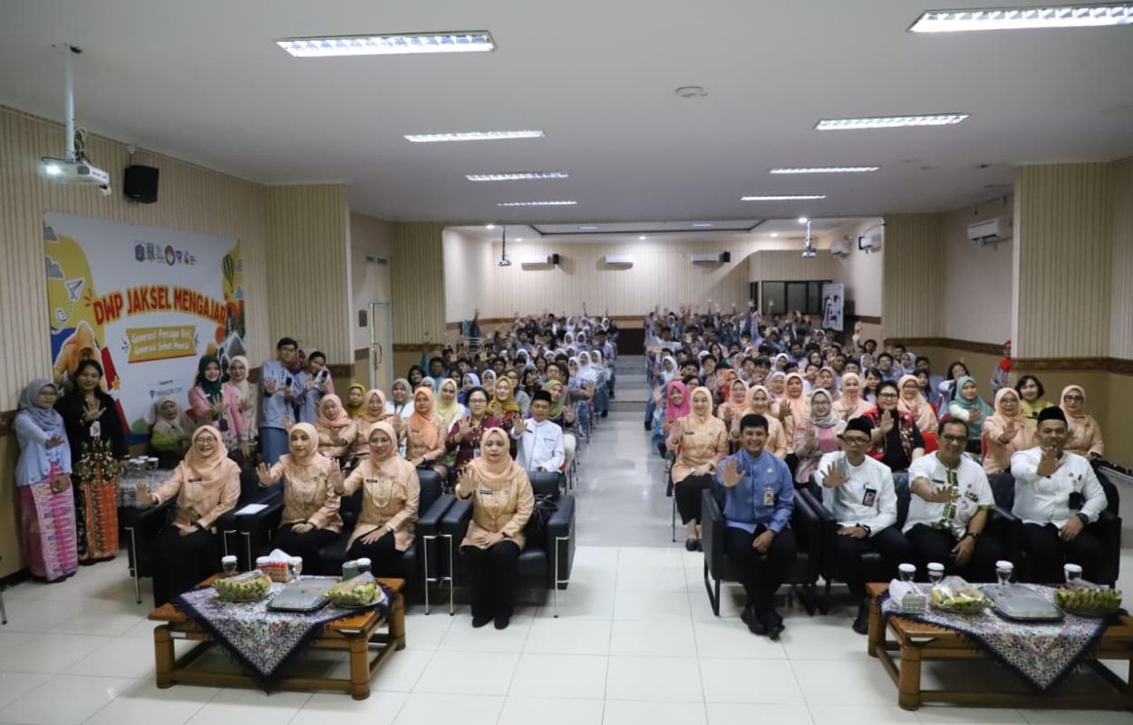 DWP-Jaksel-Mengajar-di-SMA-Negeri-70-Jakarta