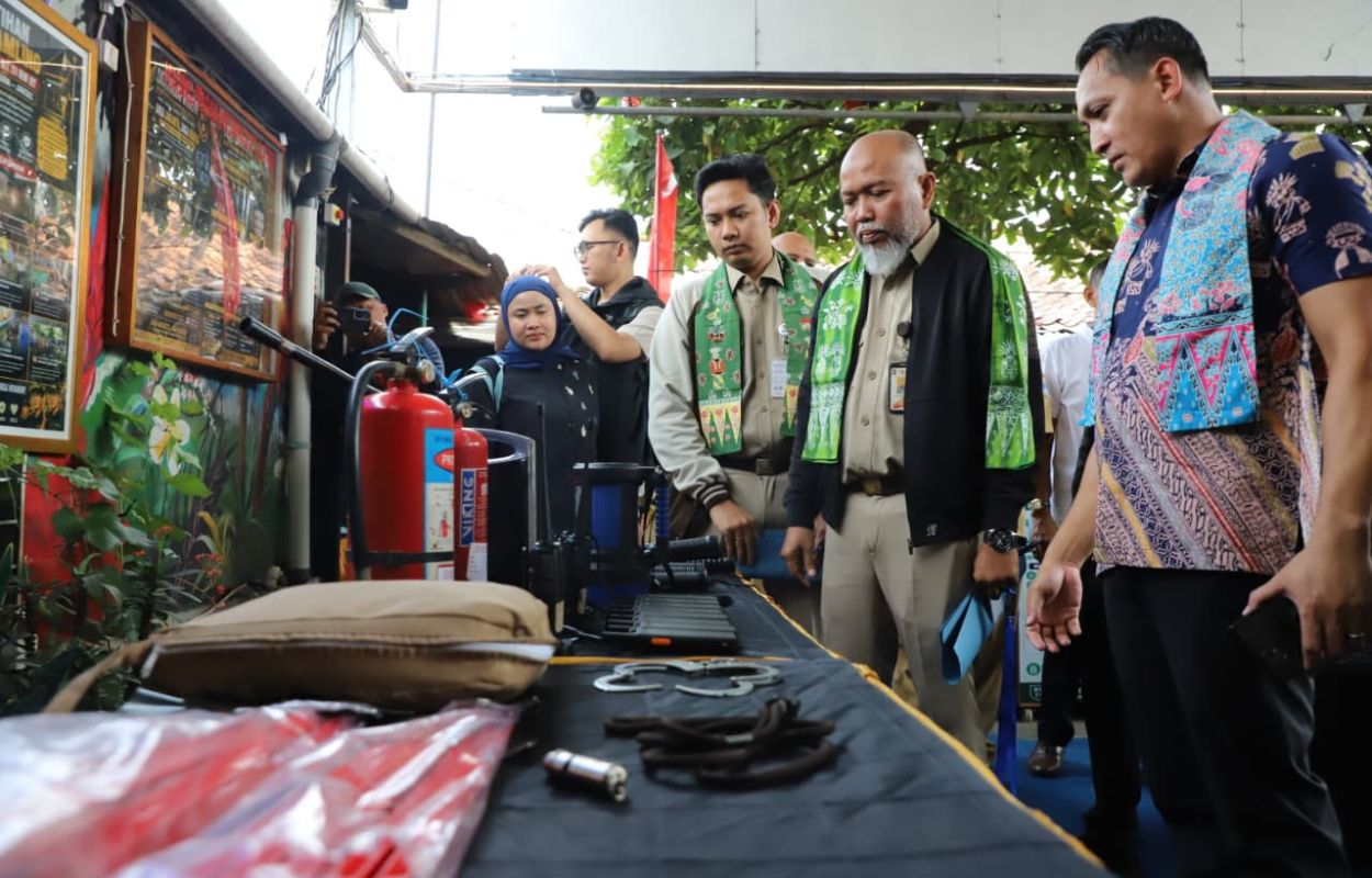 Tim-Verifikasi-JIA-Kunjungi-RT-11-RW-07-Gandaria-Utara