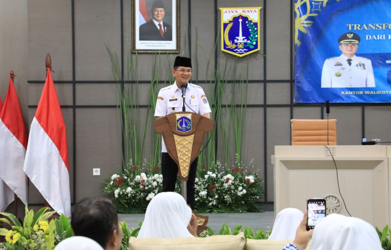 Walikota-Syafrin-Buka-Pembinaan-Majelis-Taklim-Tingkat-Kota-Jaksel