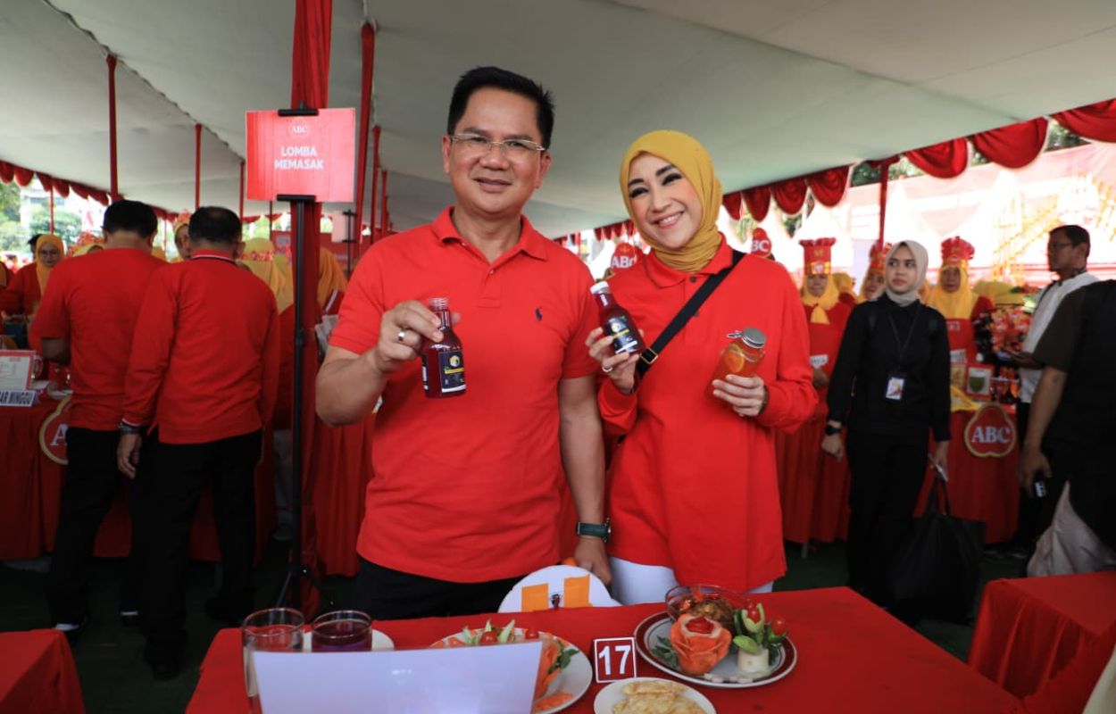 Dorong-Kemajuan-UMKM-Pemkot-Jaksel-Bersama-TP-PKK-Gelar-Pasar-Rakyat
