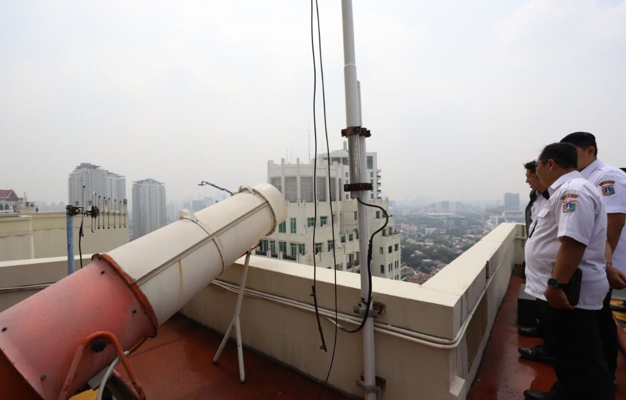 Gedung-gedung-di-Kebayoran-Baru-Didorong-Pasang-Water-Mist