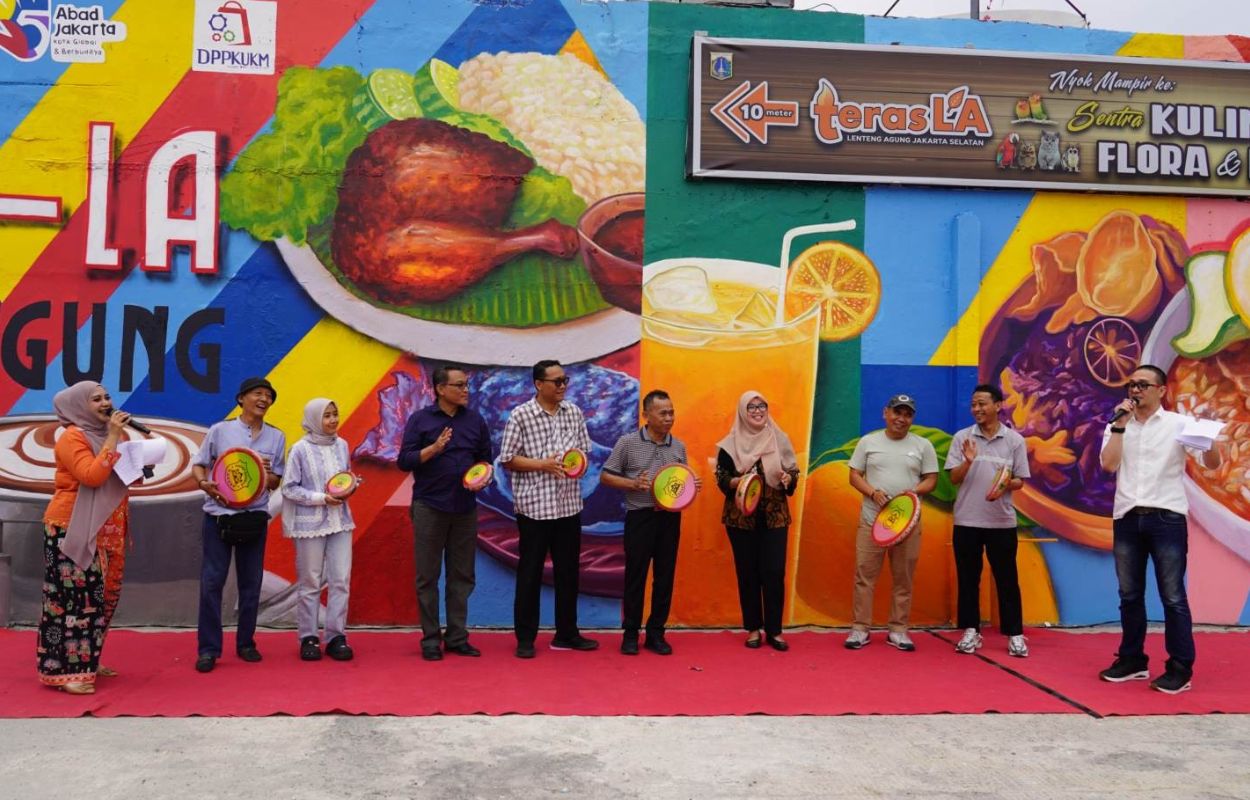 Mural-Percantik-Sentra-Fauna-dan-Kuliner-Lenteng-Agung