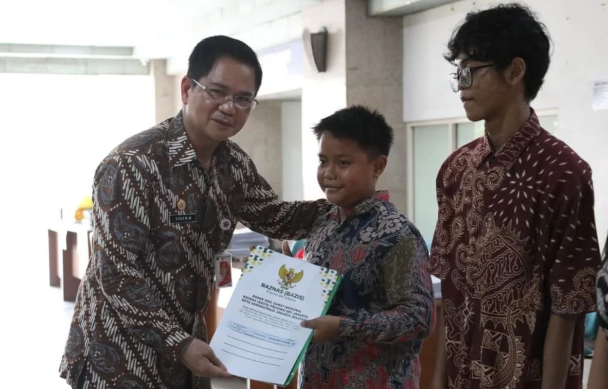 414-Pelajar-Terima-Bantuan-Pengambilan-Ijazah-Tertunda