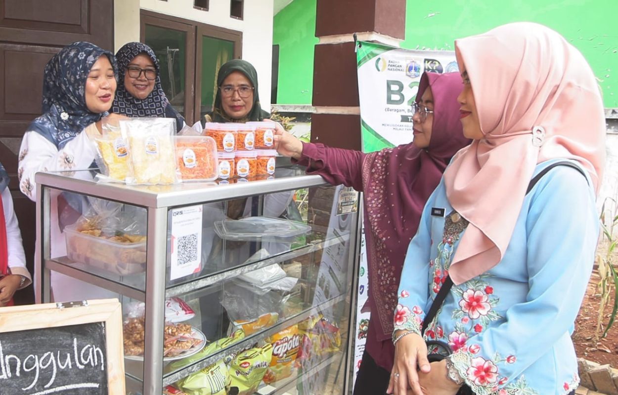 Bapanas-Sambangi-Kelompok-Rumah-Pangan-B2SA-Gandaria-Utara