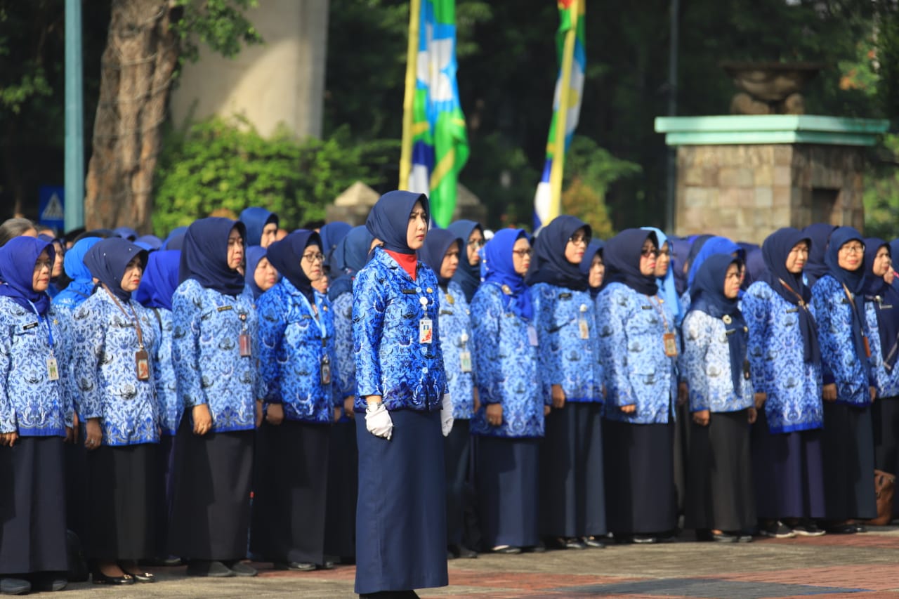 asn-di-jaksel-ikuti-upacara-peringatan-hari-ibu-ke-91