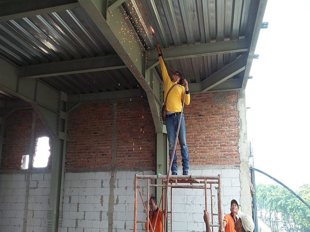 bangunan-salahi-imb-di-kebayoran-lama-selatan-ditertibkan