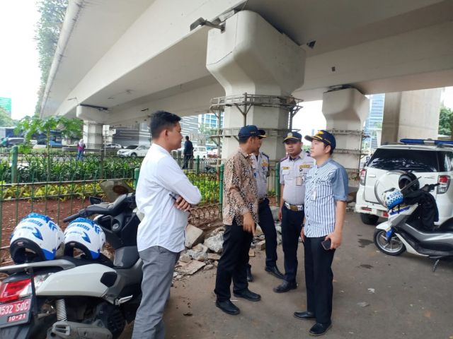 beton-mcb-dibongkar-paksa-kembali-dirapikan