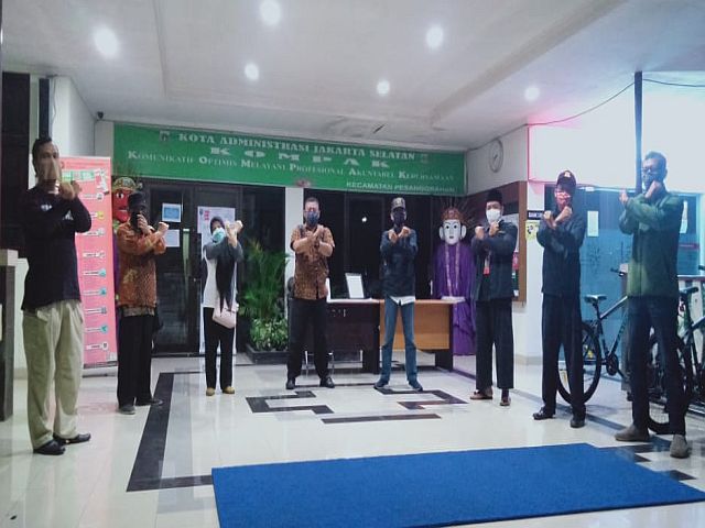 fkdm-jaksel-bantu-tekan-sebaran-covid-19