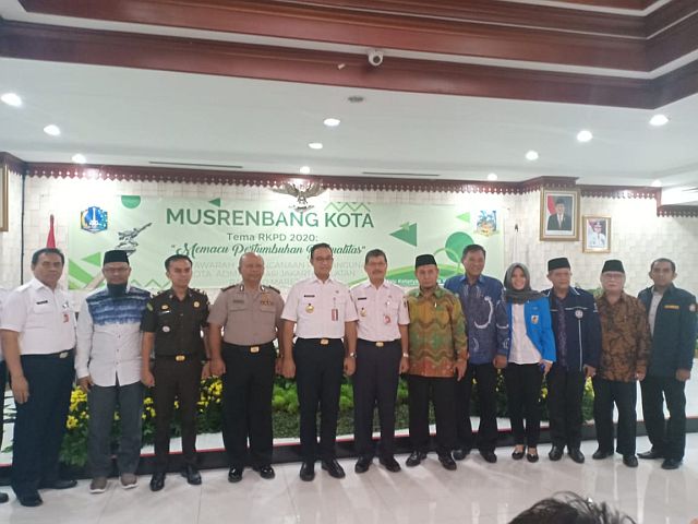 gubernur-dki-tekankan-pembangunan-ruang-interaksi-publik-berkualitas