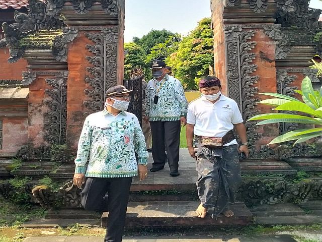 jajaran-kecamatan-jagakarsa-kunjungi-pura-agung-widhya-mandala