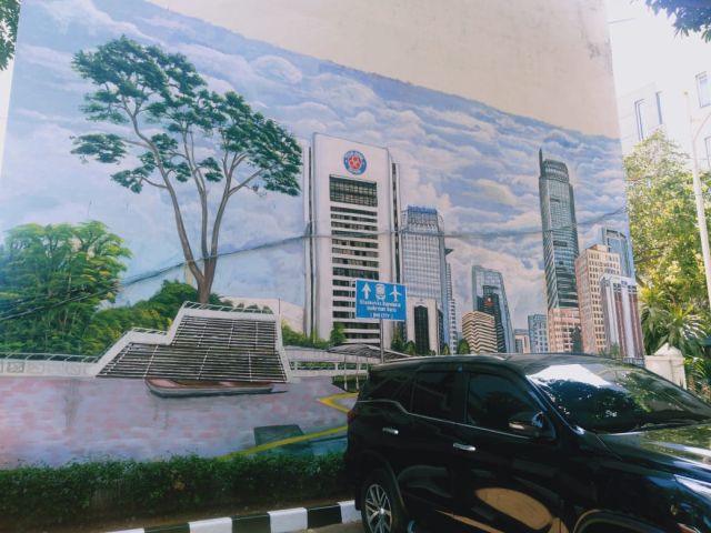 kantor-kecamatan-setiabudi-dilukis-mural