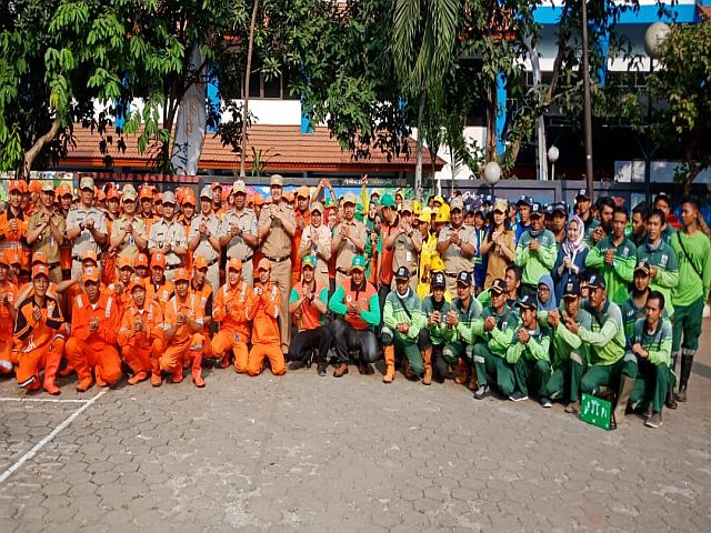 kecamatan-pancoran-siagakan-petugas-hadapi-musim-penghujan
