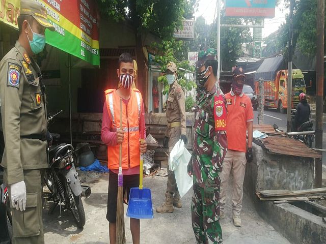 kelurahan-jati-padang-gelar-giat-psbb