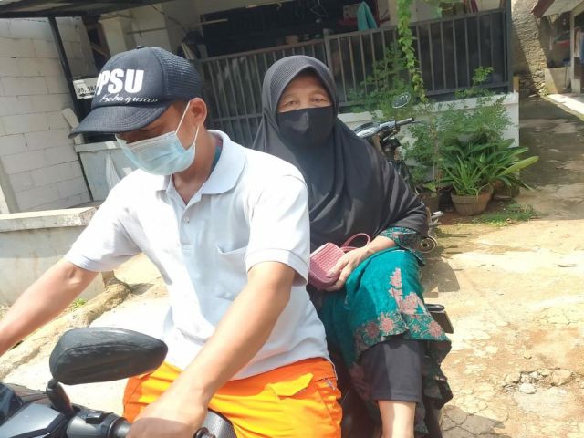 kelurahan-kebagusan-jemput-lansia-menuju-lokasi-vaksinasi-covid-19