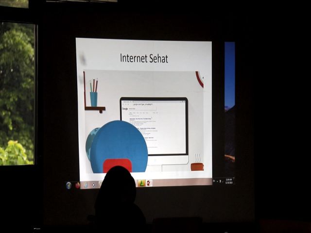 kelurahan-melawai-ajak-lansia-berinternet-sehat