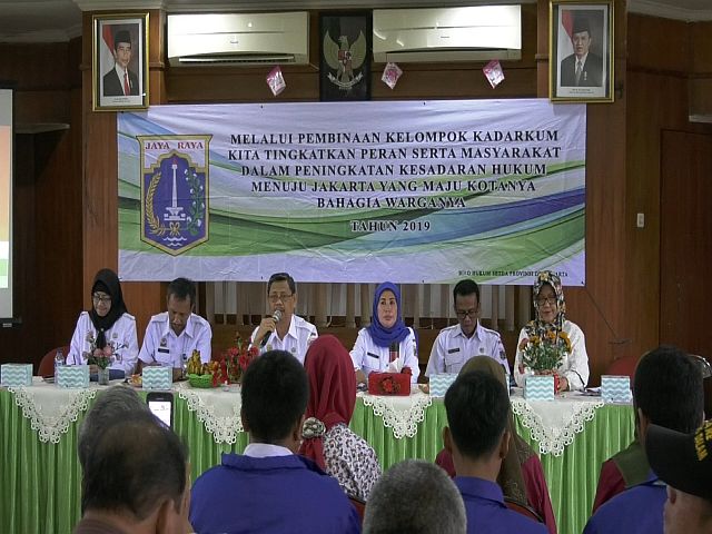 masyarakat-kelurahan-menteng-dalam-ikuti-kadarkum