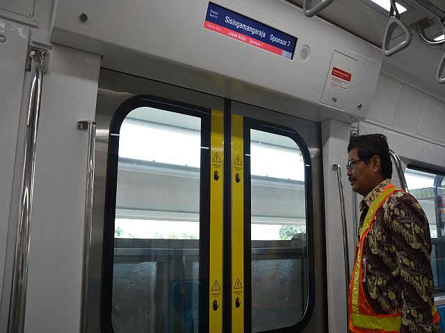 mrt-tren-moda-transportasi-jakarta