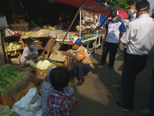 pasar-kaget-di-kelurahan-pancoran-terapkan-protokol-kesehatan