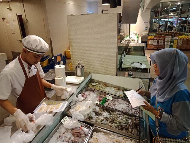 pemkot-jaksel-awasi-pangan-di-lima-pasar