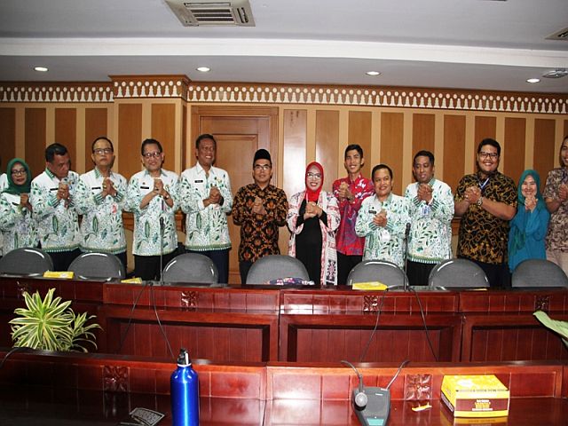 pemkot-jaksel-dan-kpi-bahas-dunia-penyiaran