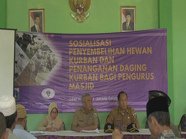 pemkot-jaksel-edukasi-pengurus-masjid-proses-menyembelih-hewan-kurban