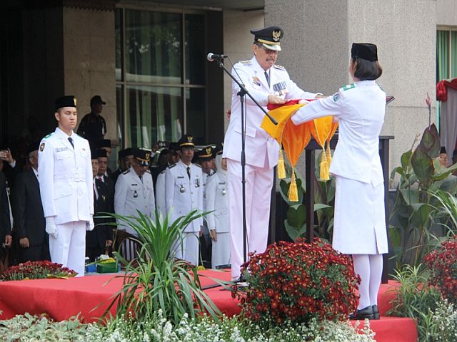 pemkot-jaksel-gelar-upacara-hut-ri-ke-74
