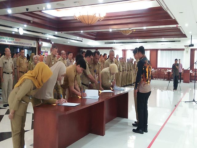 pemkot-jaksel-lakukan-sertijab-145-pejabat-baru