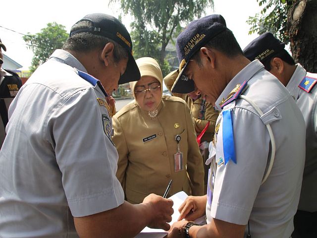 pemkot-jaksel-survei-lokasi-penanganan-kemacetan-jalan-pasar-minggu-raya