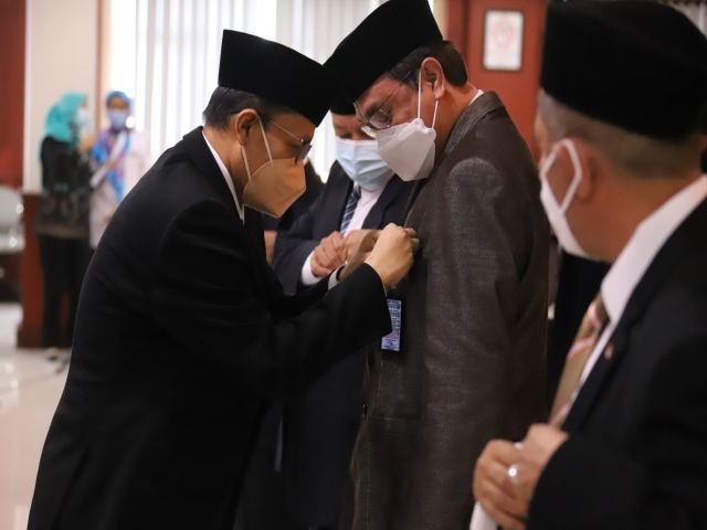 plt-wali-kota-jaksel-kukuhkan-dewan-pendidikan-periode-2020-2025