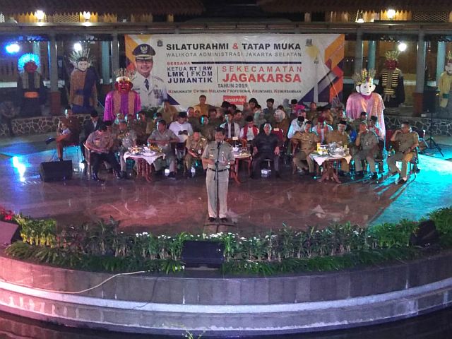 ratusan-warga-jagakarsa-jaga-kerukunan-dengan-bersilaturahmi