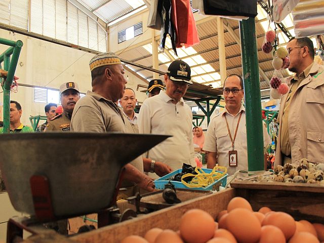stok-pangan-di-pasar-cidodol-terjamin-aman