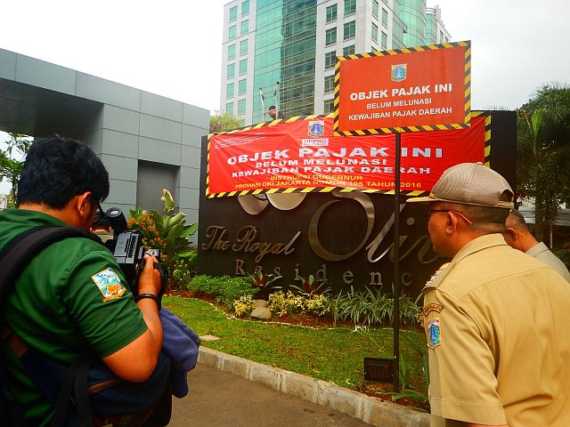 upprd-pasar-minggu-pasang-plang-penunggak-pajak