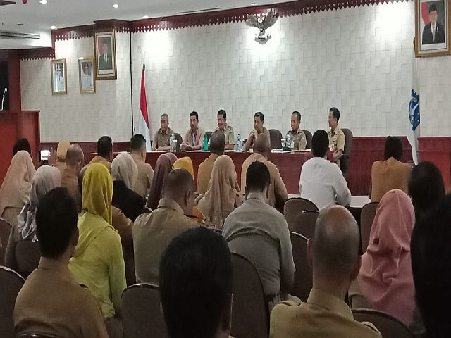 wali-kota-jaksel-beri-arahan-kepada-145-pejabat-baru